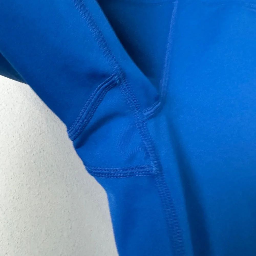 Zyia Active Reflective Pocket Light N Tight Hi Rise 7/8 Leggings‎ Size 6-8 Blue
